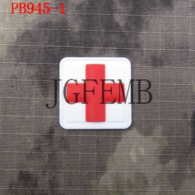 Красный Крест Тактический медицинский 3D ПВХ нашивки значки мягкий корпус Открытый Военная тактическая куртка - Цвет: 2 pieces 25mm PB945