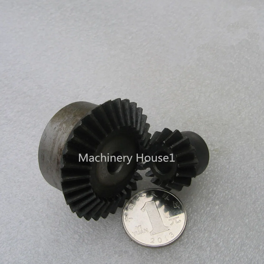 

Bevel Gear 15Teeth 30Teeth ratio 1:2 Mod 1.5 Bore 8mm 45# Steel Right Angle Transmission parts DIY Robot competition M=1.5