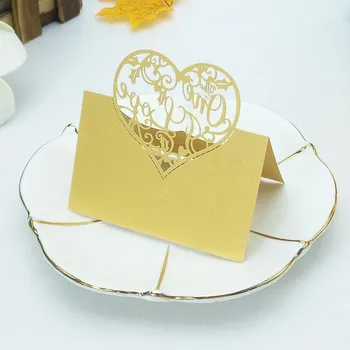 

100pcs Hollow Out Elegant Table Name Place Seat Paper Wedding Invitation Card For Birthday Party Decoration Wedding Decor6ZZ18