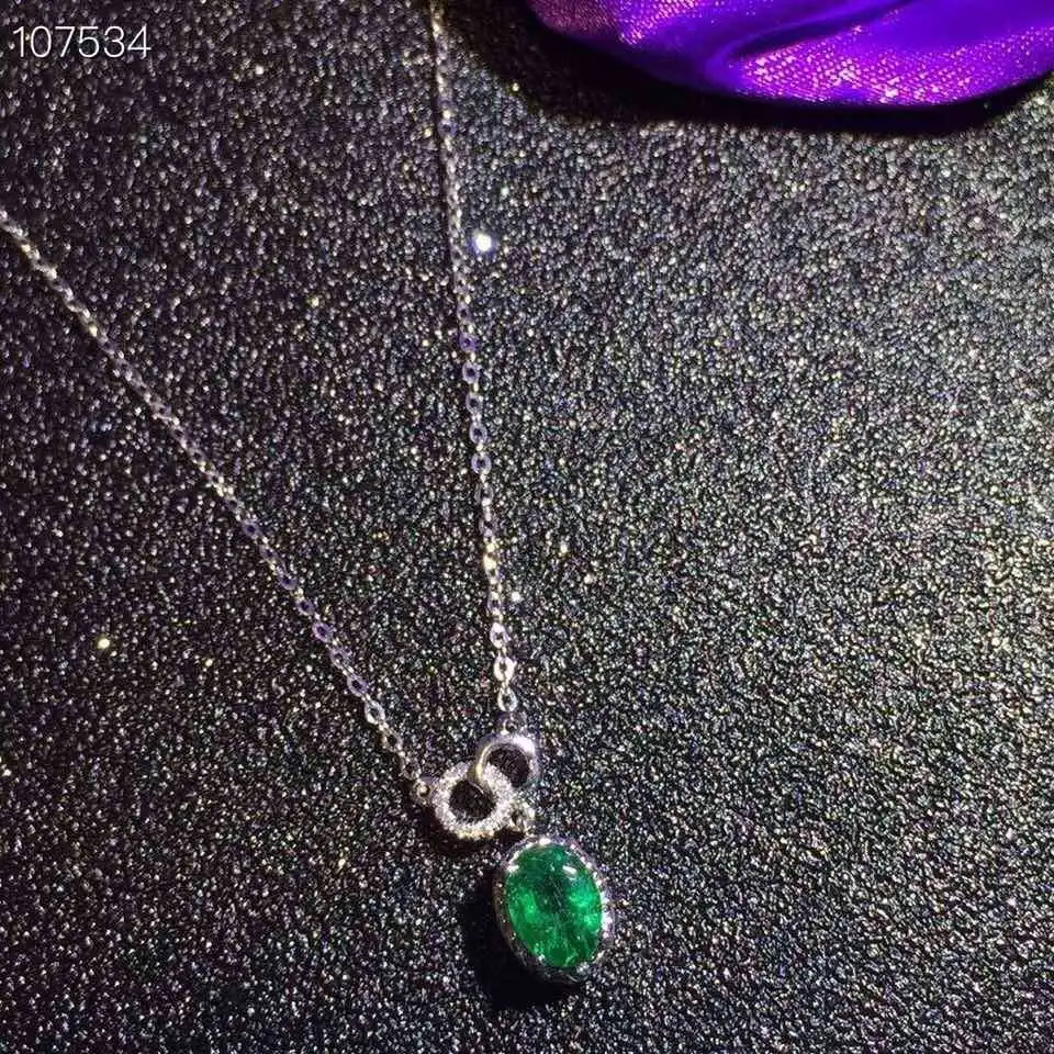 

[MeiBaPJ]High Quality Natural Emerald Simple Pendant Necklace with Certificate 925 Pure Silver Fine Wedding Jewelry for Women