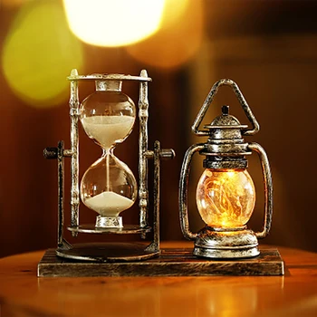 

2 in 1 Creative Retro Hourglass Lantern Home Office Desktop Decoration Book Room/Living Room/Bedroom Vintage Sandglass Lamp