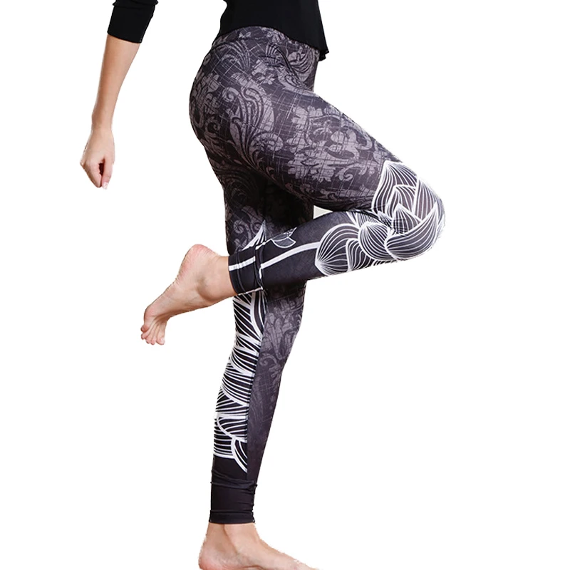 

2019 3D New Autumn Women Leggings Lotus Mandala Flower Printed Leggins Sexy Black White Fitness Silm Mujer Pencil Pants gaiters