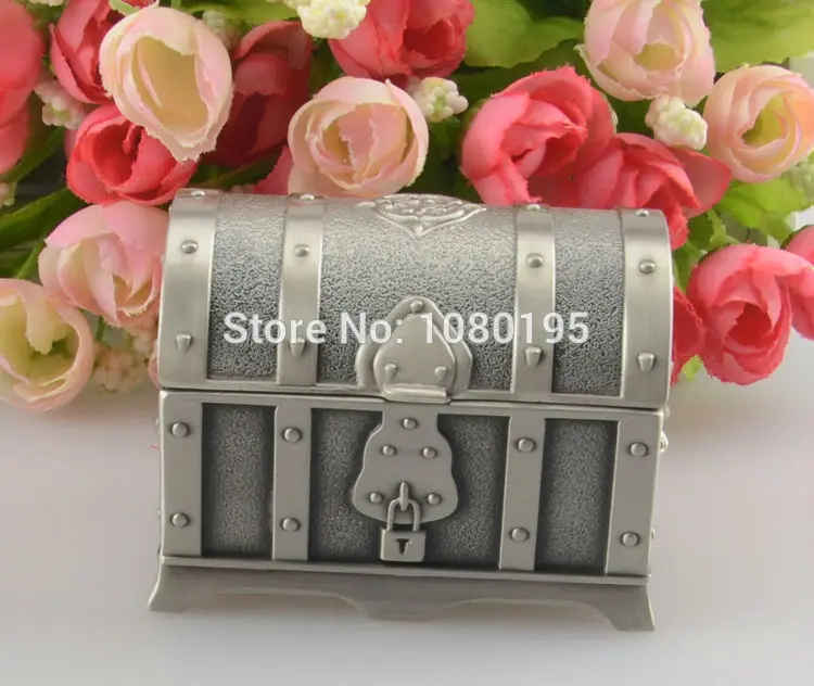 

Pirates of the Caribbean Treasure Chest Box Fashion Metal Jewelry case trinket gift alloy box E27