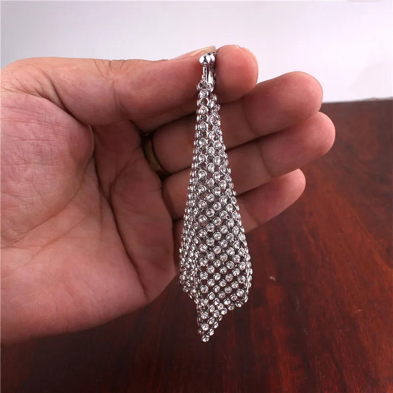 

Высококачественные серьги на клипсе со стразами золотого, серебряного цвета, без пирсинга, для женщин, для свадьбы, для новобрачных, модные большие серьги