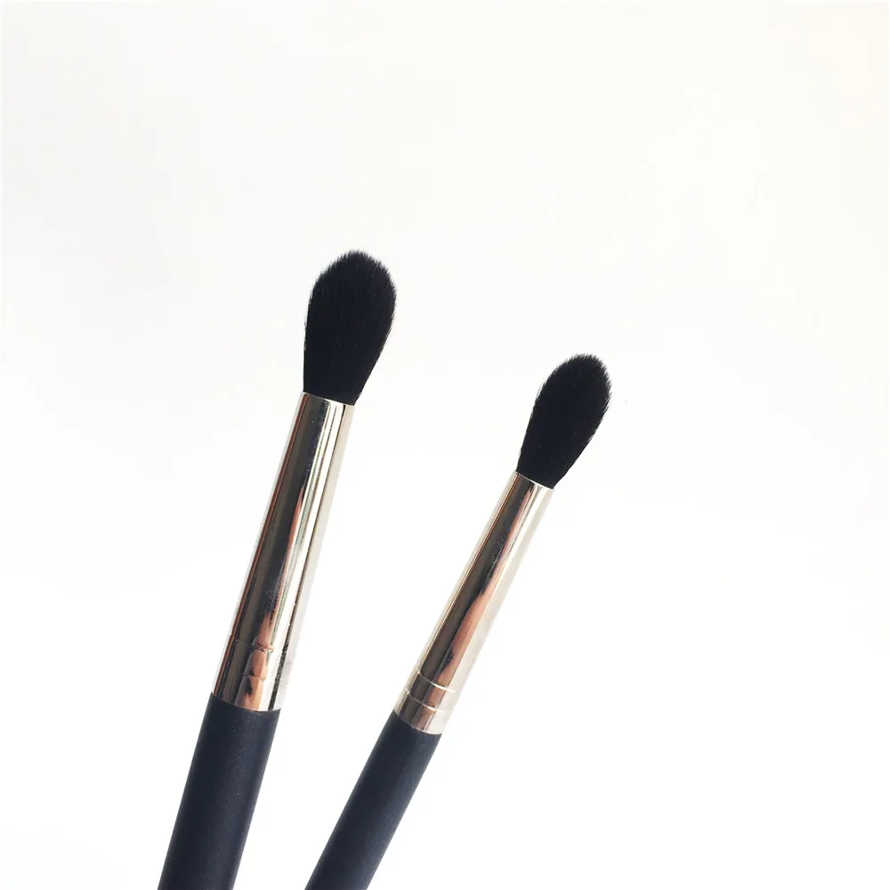 yutong beaute M240S M224S Tapered Blending Brush _ 8