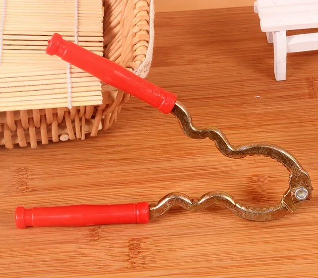 1PC Nutcracker Eco Friendly Kitchen Tool Multi Function Nut Cracker