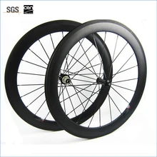 11 Speed carbon 23 mm Width 60mm Clincher Carbon Fiber Road Cycle Wheelset With R36 Carbon Hub