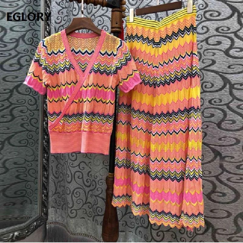 

2019 Autumn Fashion Sweater Suits Women V-Neck Wave Patterns Knitted Sweater+Mid-Calf Length Knitted Skirt Set Suits Two Piece