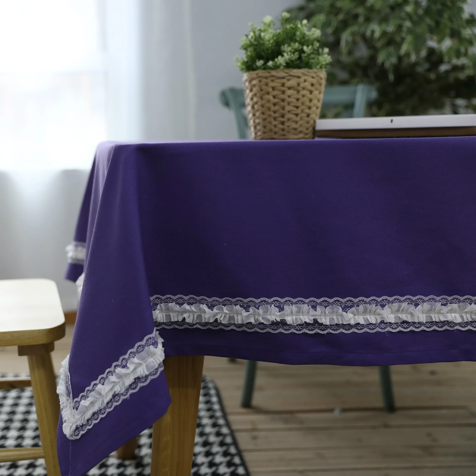 Modern Solid Purple Co...