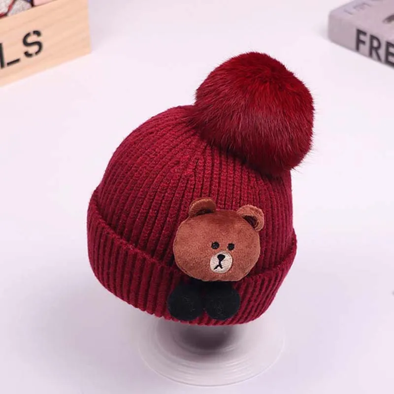 Милая шапка с маленьким медвежонком для малышей, Мягкая вязаная шапка с помпоном для маленьких мальчиков и девочек, зимняя теплая детская повседневная шапочка, шапки - Цвет: Red