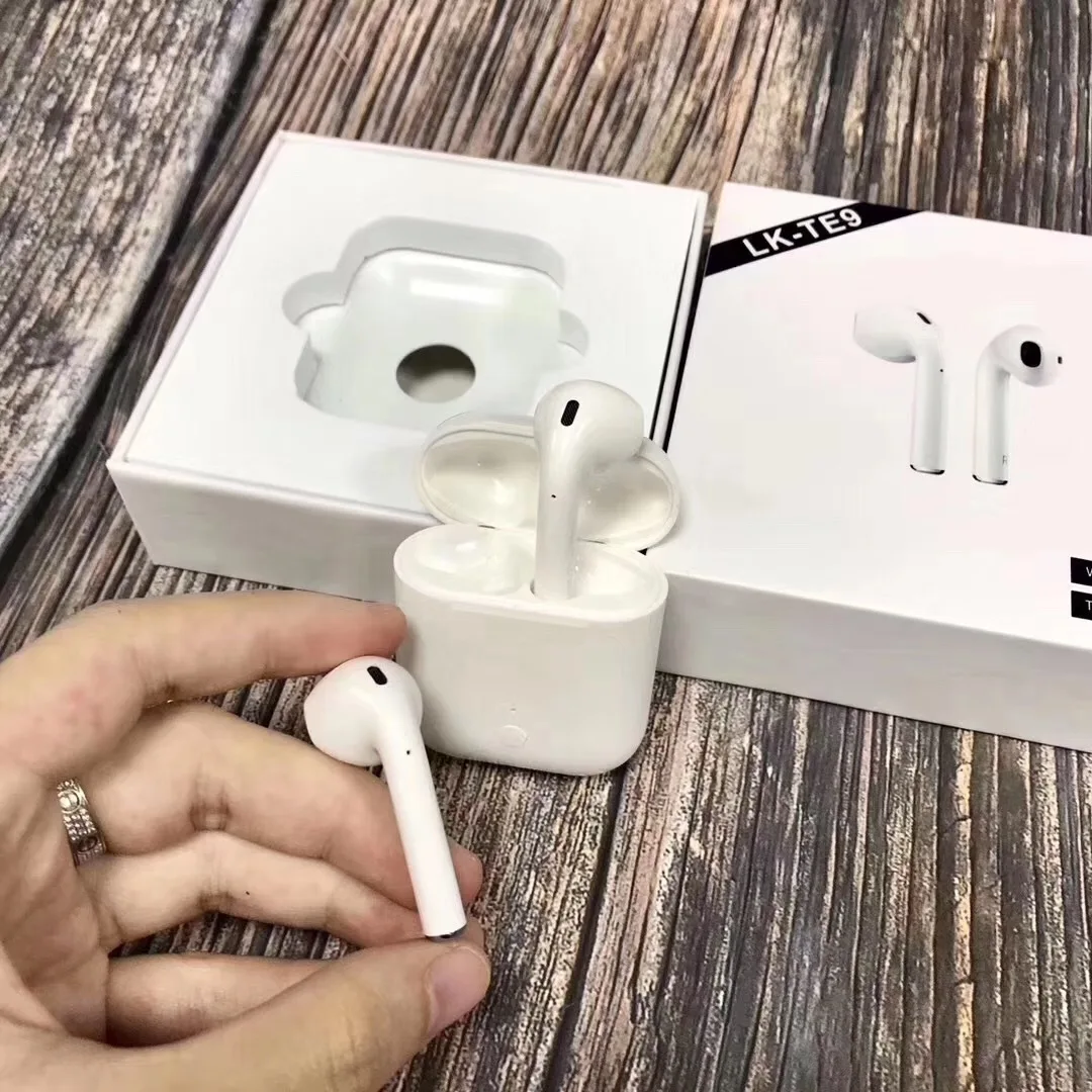

040204 Earphone For Smart Phone Music multi-point connection bluetooth xbox