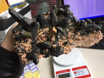 

898g natural Black crystal quartz cluster feng shui specimen rock crystal natural stones and minerals