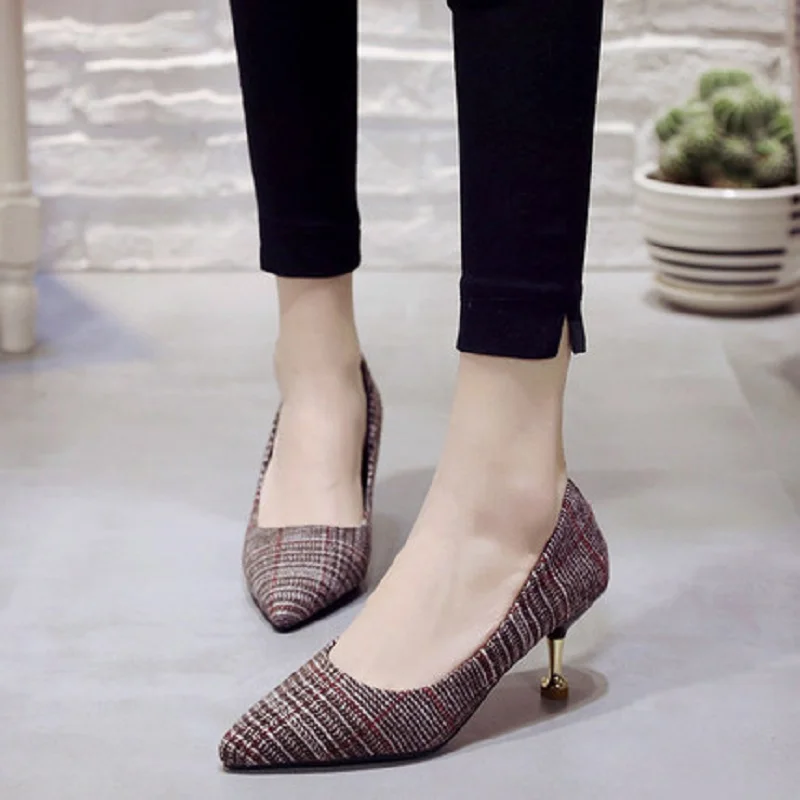 

Low-heeled single shoes female pointed stiletto 5cm high heels spring 2019 shallow mouth professional wild houndstooth work shoe