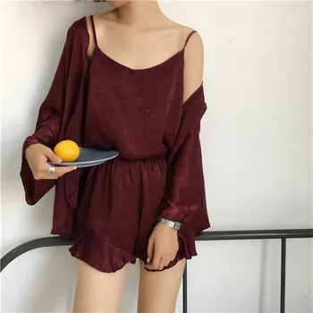 

Sexy Silk Women 2019 New Summer Sleeveless Pajamas Set Three Pieces Spaghetti Strap Pajamas Women V-Neck Shorts Pajamas CQ1620
