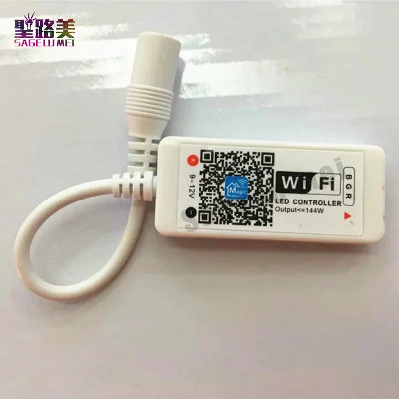 

Magic Home Phone App Wifi LED RGB / RGBW Controller DC12V MIni Wifi + 24 Keys IR Remote Controller for RGB / RGBW LED Strip