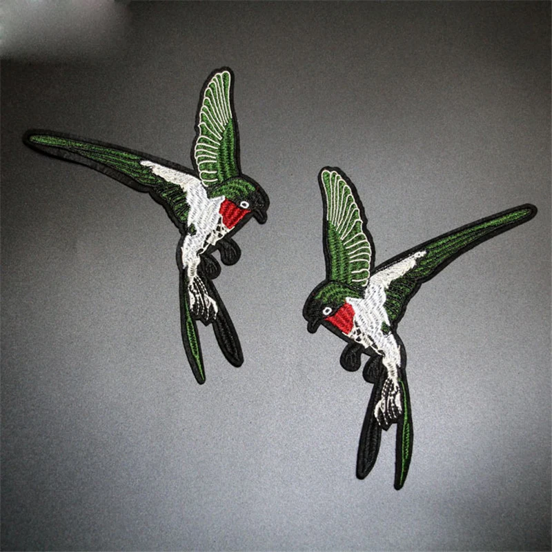 

2018 New Birds Fabric Patch Embroidery Iron on Patches For Clothing DIY Decoration Clothes Stickers Applique Badge