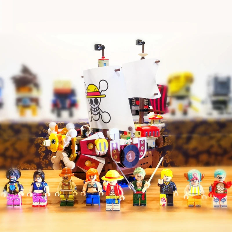 ONE-PIECE-King-Monkey-D-Luffy-Nami-THOUSAND-SUNNY-Meri-Ship-Building-Blocks-Set-Bricks-Kids (1)