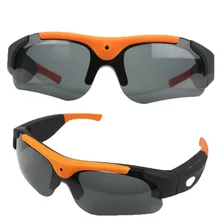 Óculos de Sol esporte com lentes polarizadas, leve ( 55 g ) e confortável com micro câmera HD 1080P para fotos e filmes e cartão de memória até 32GB. Autonomia de 2 a 3 horas.