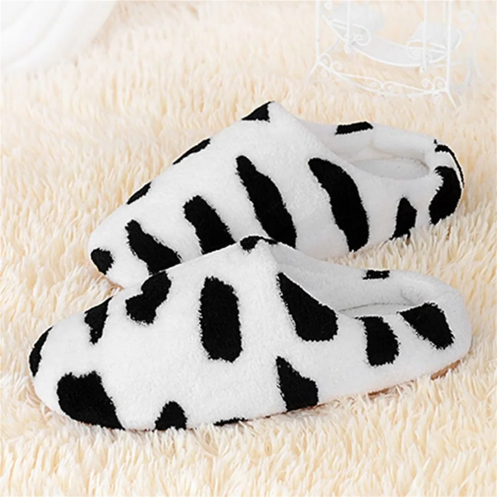 

New Winter Warm Home Slippers Women&Men Milk Cow pattern Indoor Floor Slipper Velvet Plush Shoes Ultra-light fur slippers