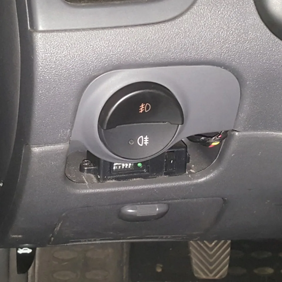 Для Kia Rio II 2009 2011 Комплект противотуманных фар с проводами и кнопкой DLAA KA553|fog light|kit