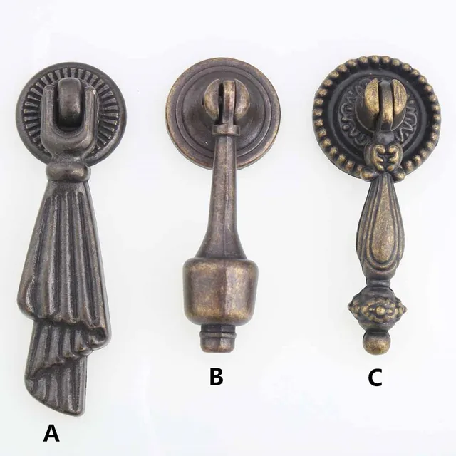 Vintage Distress Style Shaky Pendant Drawer Cabinet S Pulls Vintage Distress Style Shaky Pendant Drawer Cabinet S Pulls Black Antique Br Dresser Door Handles