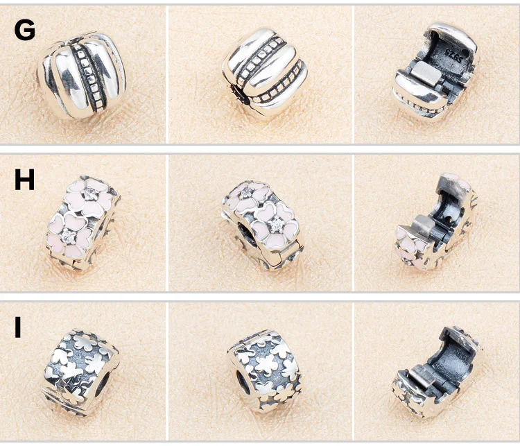 4560917391_911178641