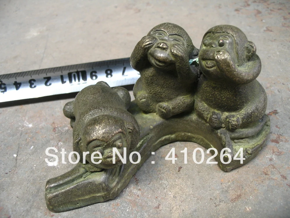 

beautiful Lovely monkey bronze statue