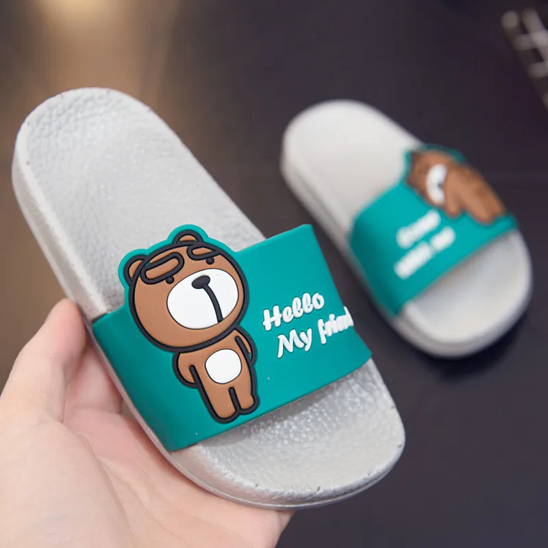 

Slippers for Children Slippers for Parents and Children of Cartoon Bears in Spring and Summer