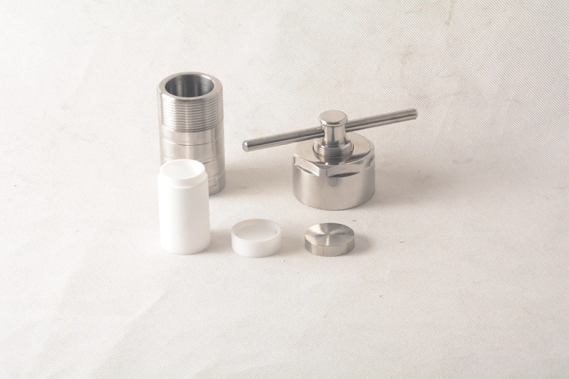 FREE SHIPPING 100ml Hydrothermal Autoclave Reactor vessel kettle with Teflon Chamber Synthes | Инструменты