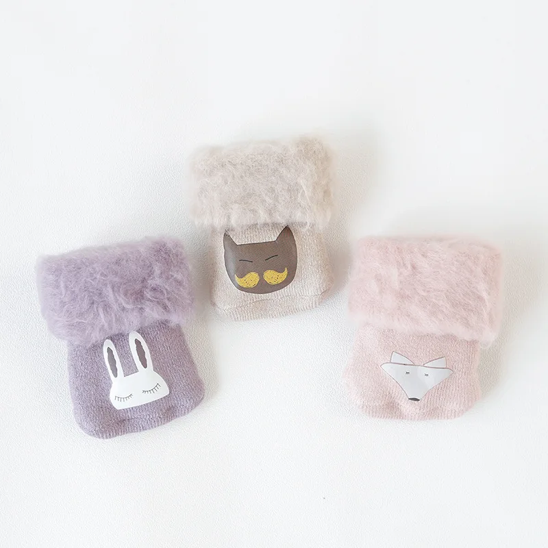 Gzhilovingl новые носки для маленьких мальчиков и девочек много теплые зимние мягкие короткие носки для новорожденных, для малышей и детей постарше, подарок для ребенка, с персонажами из мультфильмов милые носки хлопко - Цвет: Rabbit purple