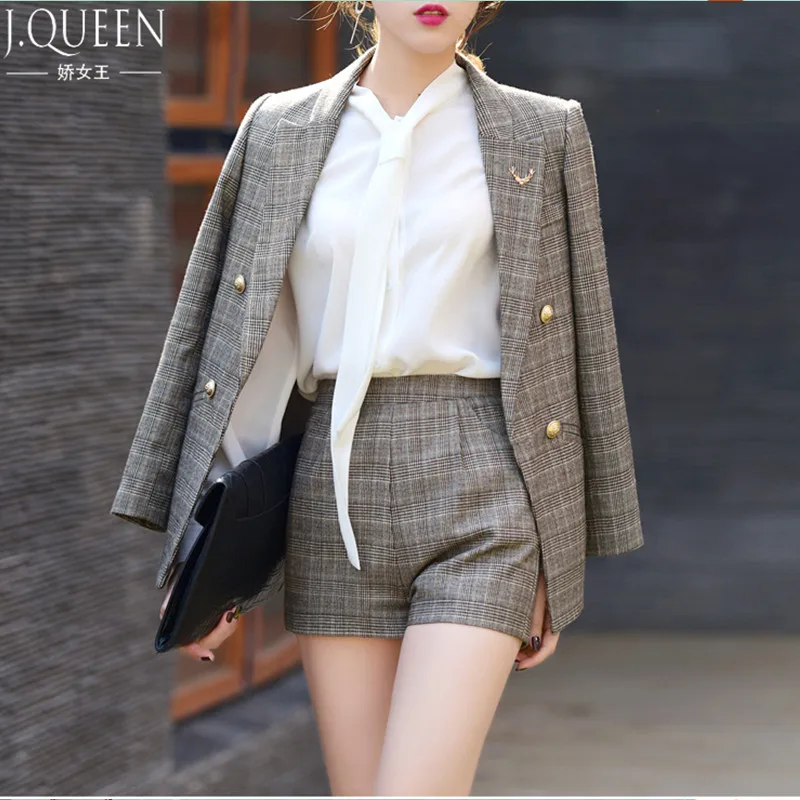 All Listings Agree, its been more than 20 years of men wearing suits and they don’t wear short suits. The problem with short suits is that they are sold as just that, suits. If you can wear shorts to your office than you can wear a short suit, but if you can’t wear shorts to your office, you can’t wear a .