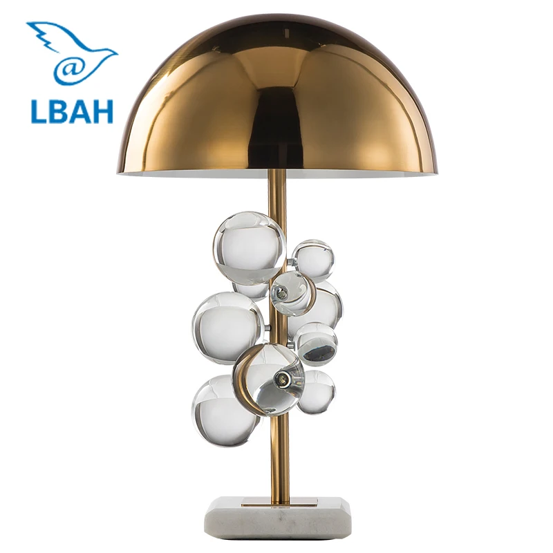 

American post-modern gold desk lamp bedroom bedside lamp simple creative living room crystal lamp