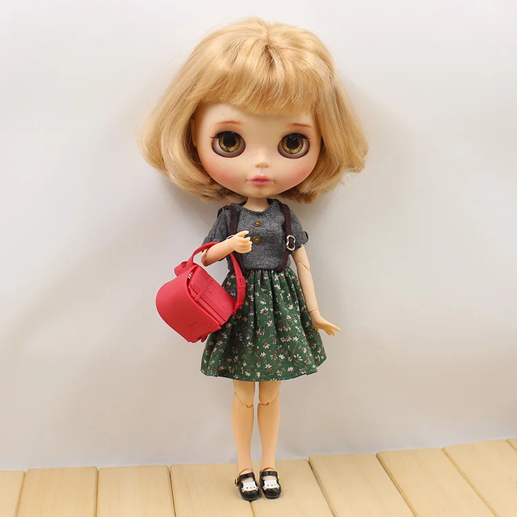 Free Shipping doll furniture 6pcs doll accessories for licca Barbie Dollhouse Best Gift Toy for Girl Free Shipping doll furniture 6pcs doll accessories for licca Barbie Dollhouse Best Gift Toy for Girl