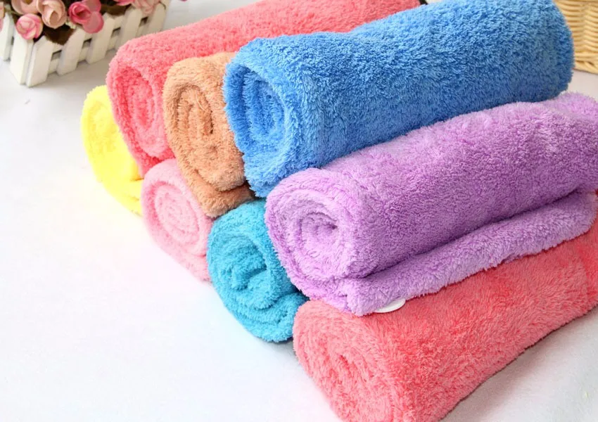 2368601207_516548561