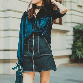 

Chic Style Women Turn-down Collar Single Breasted Long Sleeves Velvet Blouse With Scarf Solid Color Top FS0643