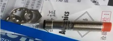 

Switch PRCM12-2DP2 plug type DC PNP normally closed sensor