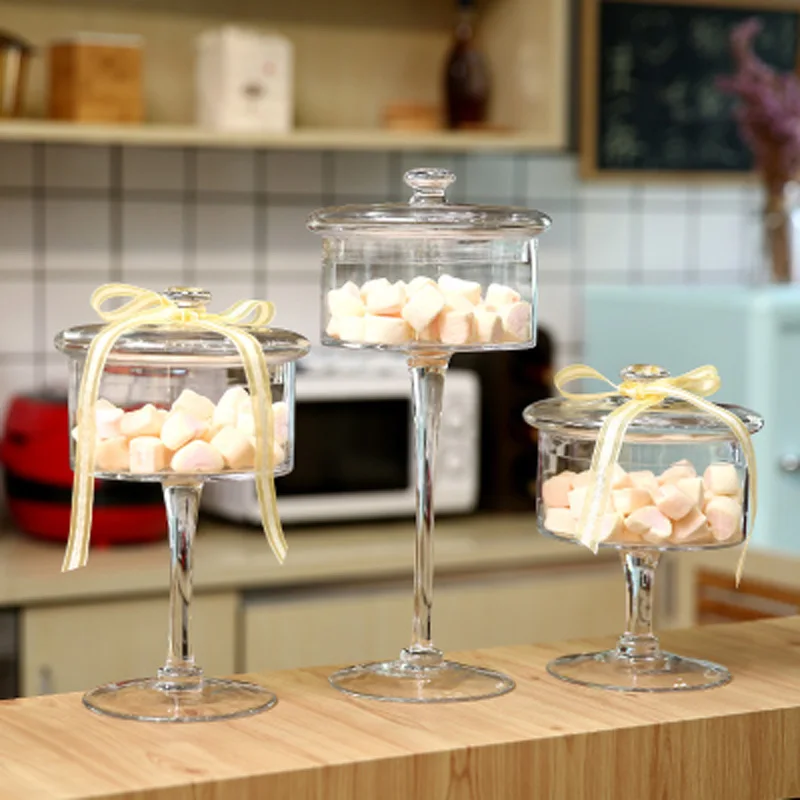 Европейские прозрачные стеклянные бутылки конфеты банка высокий резервуар для хранения креативные стеклянные банки и кухонные крышки десертные стеклянные украшения - Цвет: 3pcs