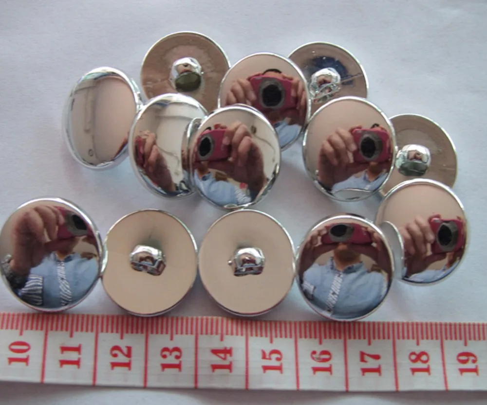 

Бесплатная доставка, 20 мм, посеребренные пуговицы из АБС-пластика, модные пуговицы для блузки с швейным хвостовиком, 100 шт.