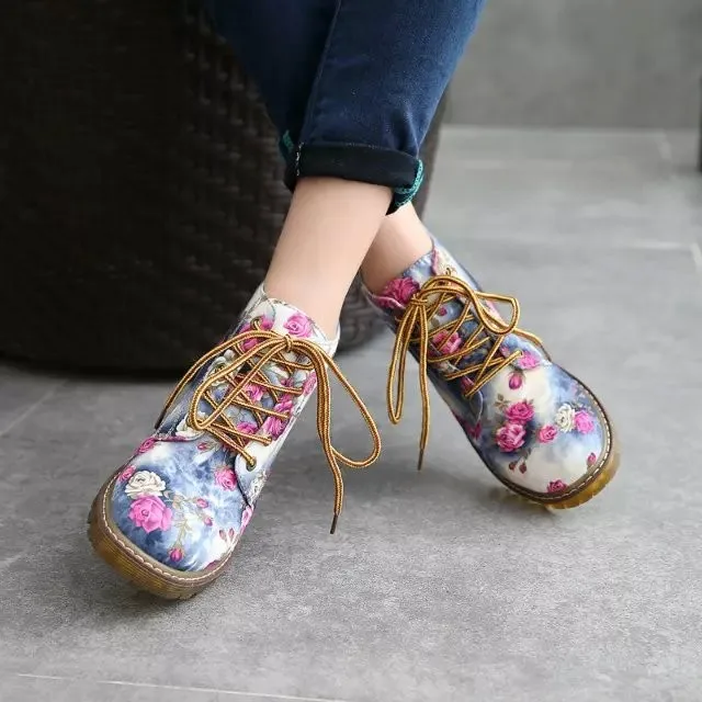 SHIDIWEIKE/модные женские ботинки; сапоги с принтом цветов; ботильоны на мягкой подошве; женская обувь на платформе со шнуровкой; B033