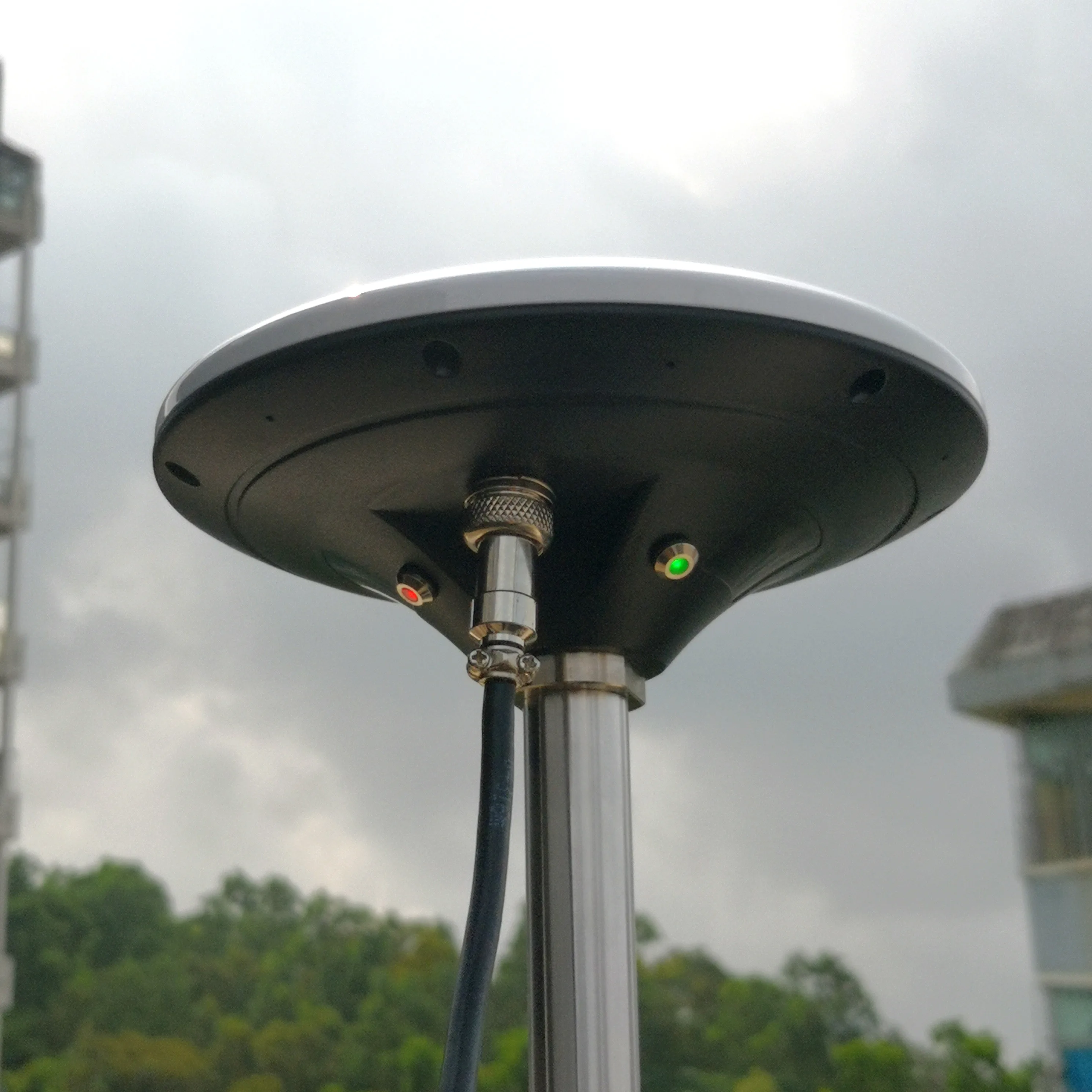 Разработан с модулем приемника Φ F9 RTK Высокоточный GNSS приемник базовая станция и