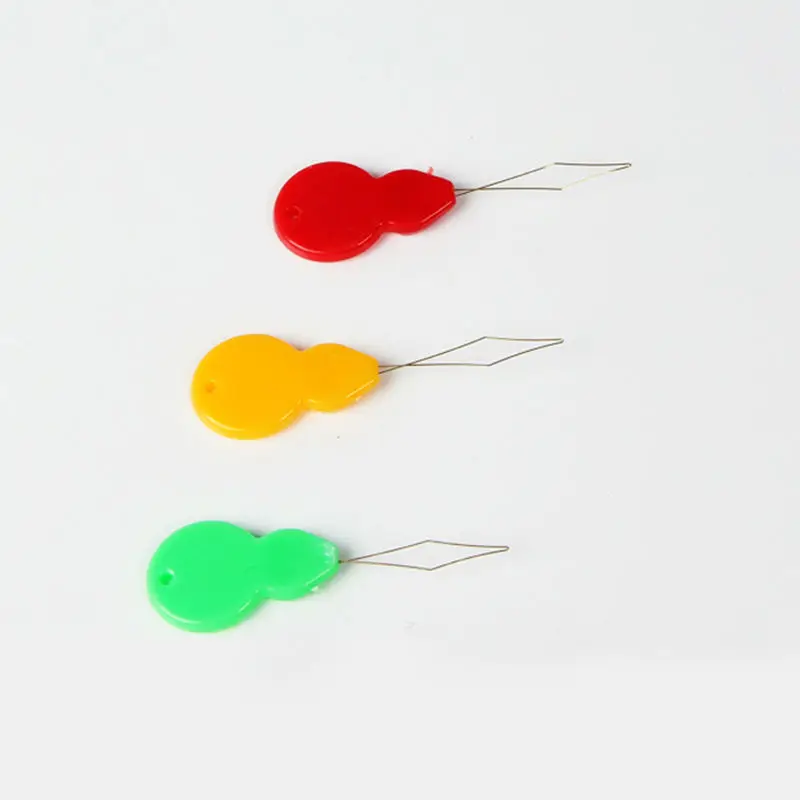

Wholesale 5pcs/lot Knitting Accessories Thread Guide Elderly Use Needle Threader Sewing Handwork Wire Punch Tools Crafts JK103
