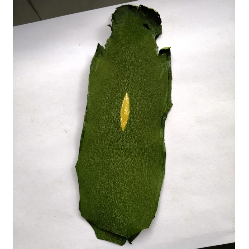Настоящая кожа ската кожи скрыть коврик для ползания шлифованной кожи Большой Большие размеры натуральный Manta Ray рыбьей кожи цвета: зеленый