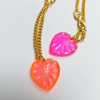 

36 pc Metal String Bracelet with Plastic lady pendant girls Fashion Birthday Party Favors Pinata bag Gift Prize Carnival