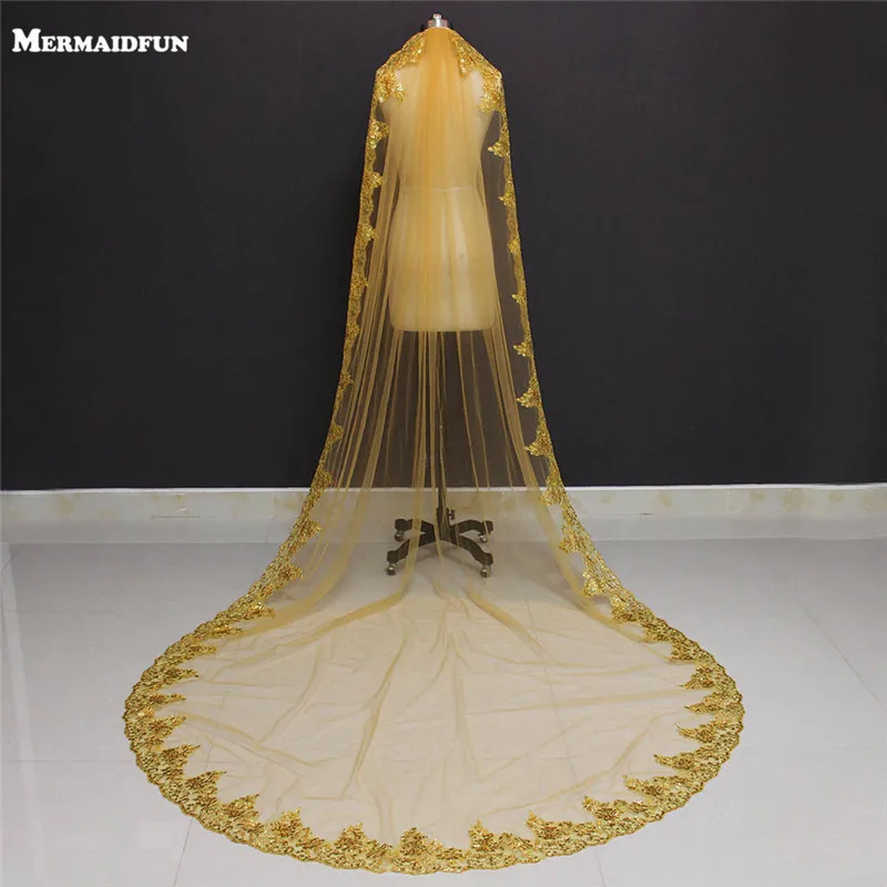 

2019 Real Photos Bling Sequins Lace Edge Single Tier Gold Color Wedding Veils with Comb 3 Meters Long Mantilla Bridal Veils