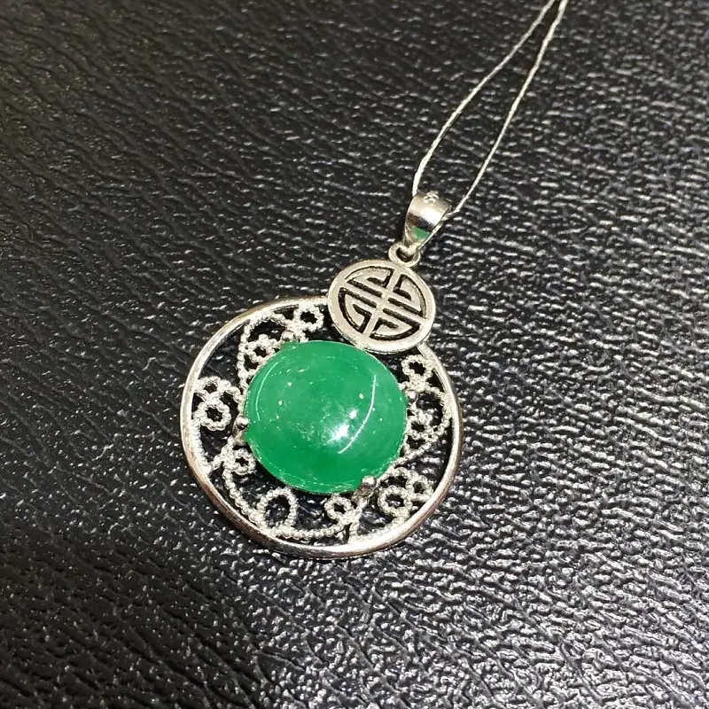 

2017 Qi Xuan_Fashion Jewelry_Colombian Green Stone Fashion Necklaces_S925 Solid Silver Pendant Necklaces_Factory Directly Sales