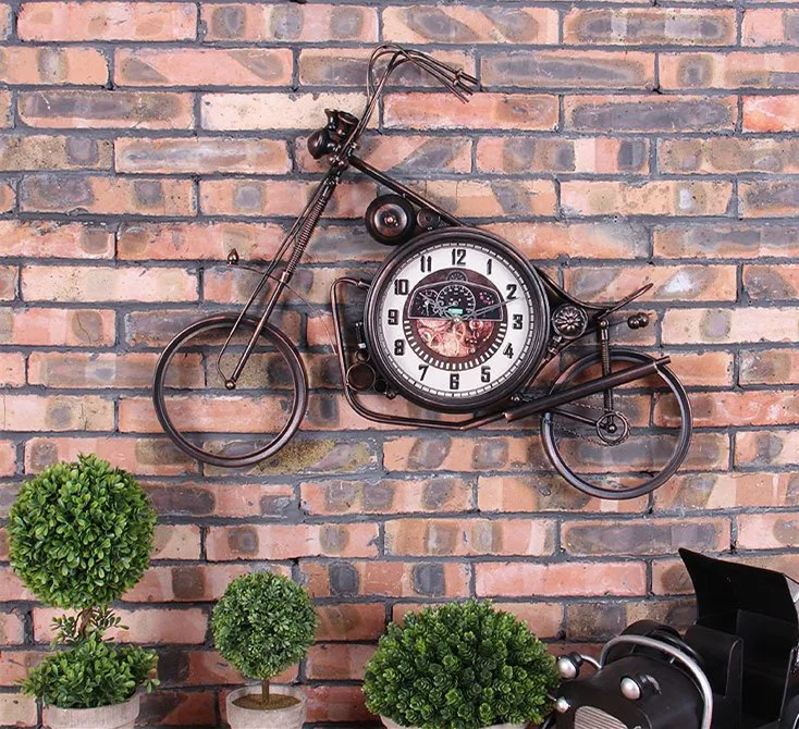 

American Country Loft Creative Motorcycle Wall Clock Personality Iron Motocyclette Design Hanging Watch Retro Bar Decoration