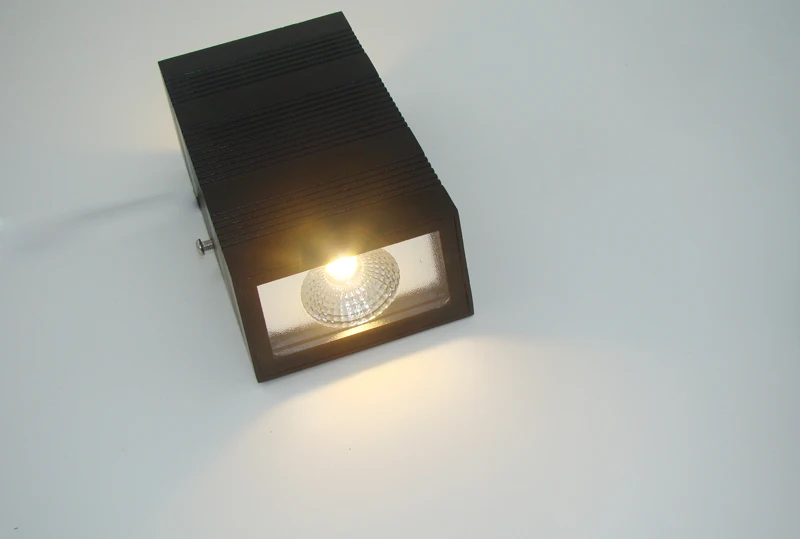 Lâmpada de Parede ao ar Água para Jardim Decoração para Cima Ip65 à Prova Moderno Livre Varanda Cob 6w Dwaterproof Baixo Feixe Arandela Retângulo 1151 Led Luz 3 Cheap Luminárias de parede externas