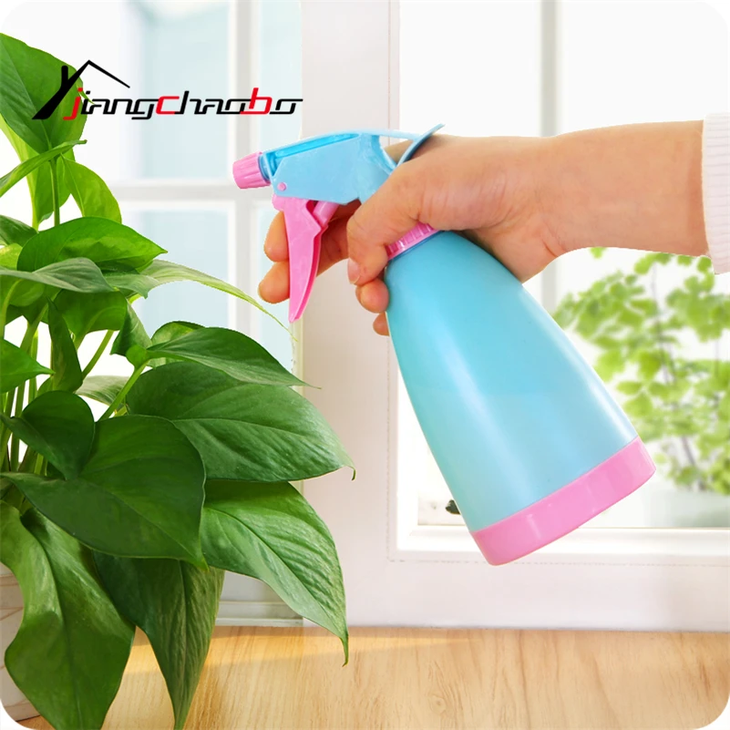 Multi Color Candy Color Plastic Sprayer Hand Pressure Sprayer Plants Shower Kettle Garden