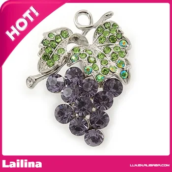 

Green Crystal Bunch Of Grapes Brooch Plating - 45mm