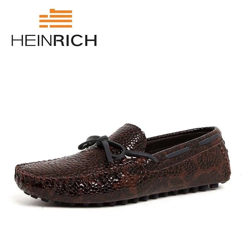 

HEINRICH New Fashion Brand Designer Men Shoes Stone Pattern Handmade Leather Loafers Italian Mens Dress Shoes Chaussure Hommes